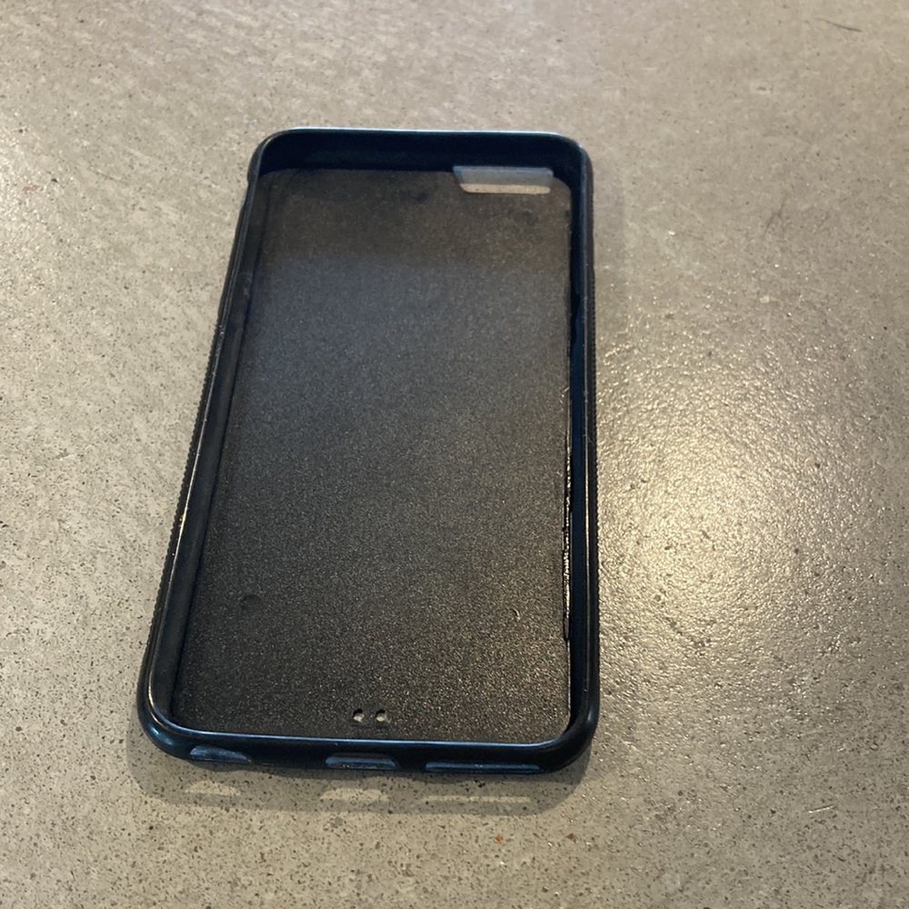 iPhone case - Picture 2 of 2
